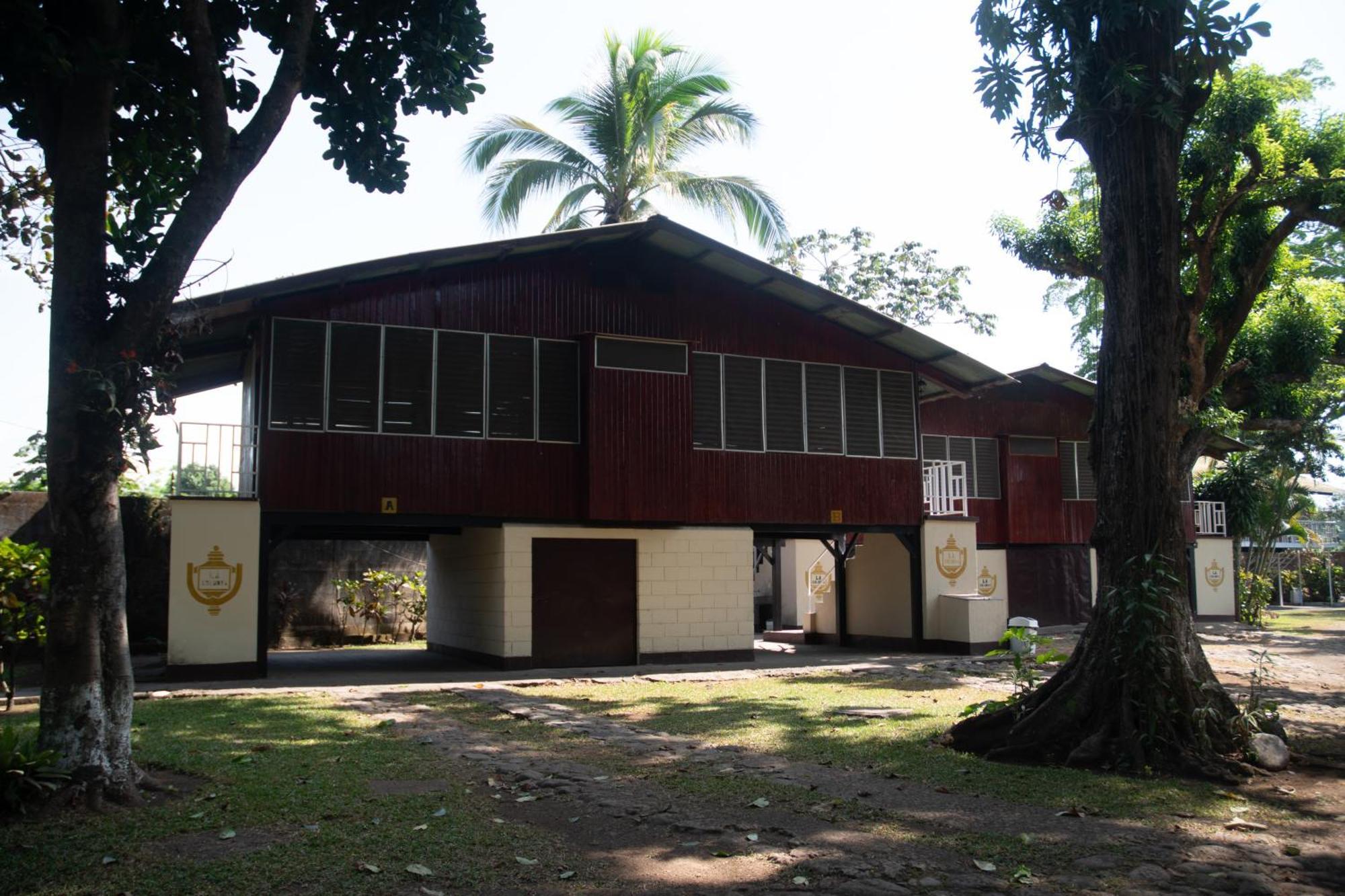 Hotel La Colonia เรตาลูเลอ ภายนอก รูปภาพ